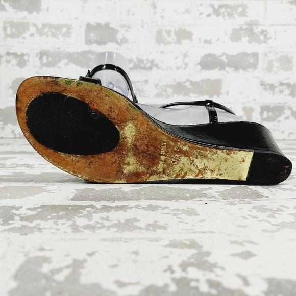 Juicy Couture Black Gold Platform Patent Leather Sandal Wedge Straps O347 - Picture 8 of 13